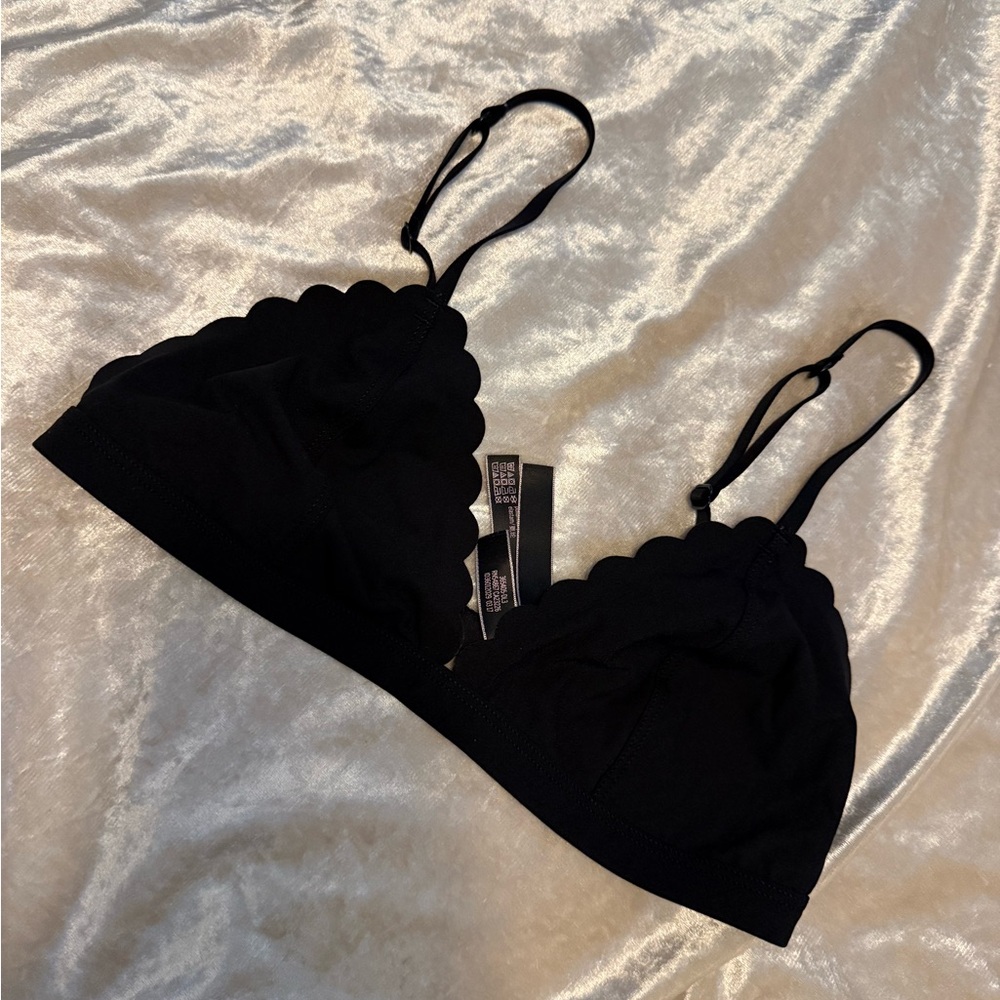 Victoria’s Secret bra